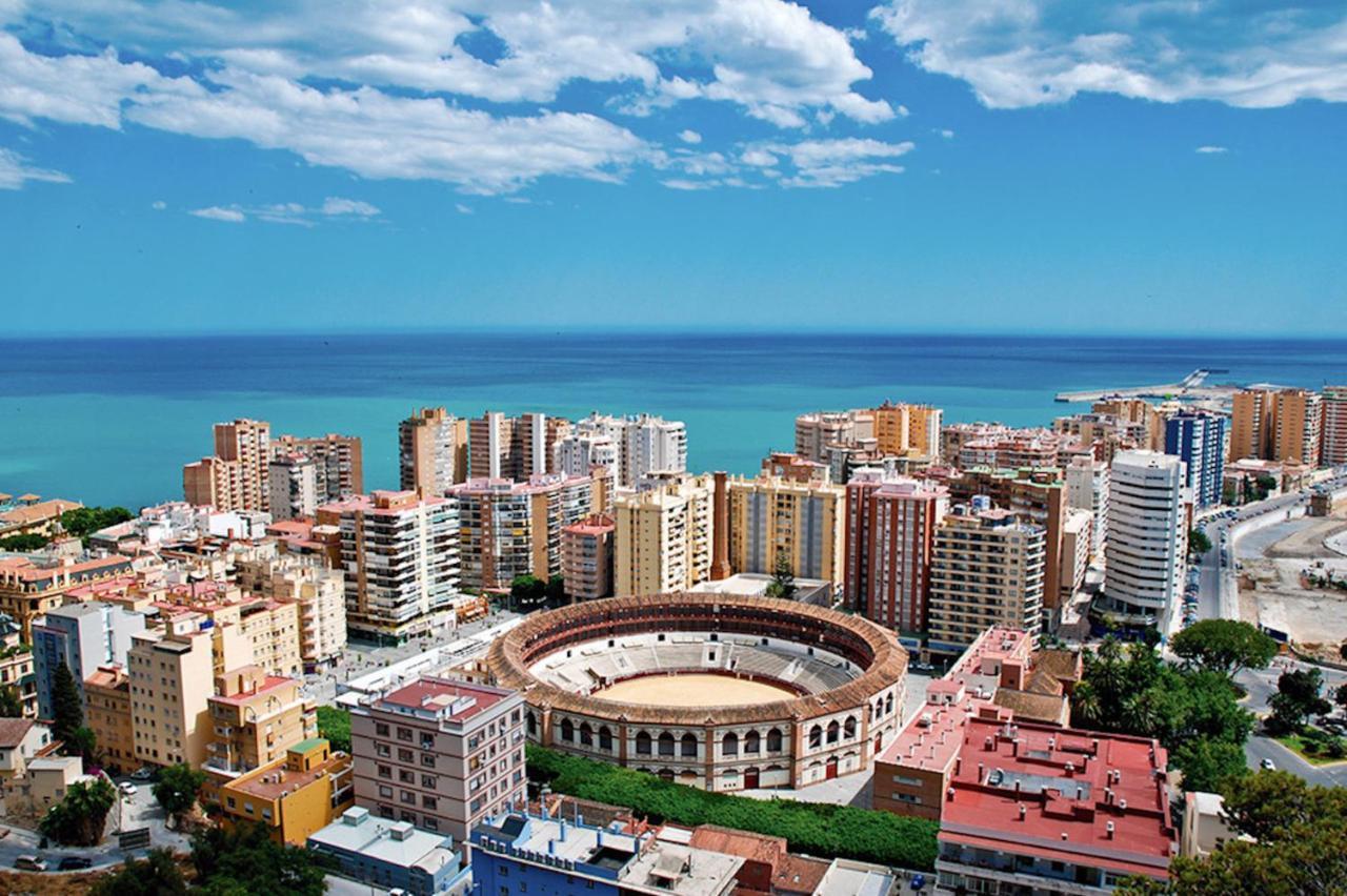 Holidays2Malaga Junto Catedral Málaga Exterior foto